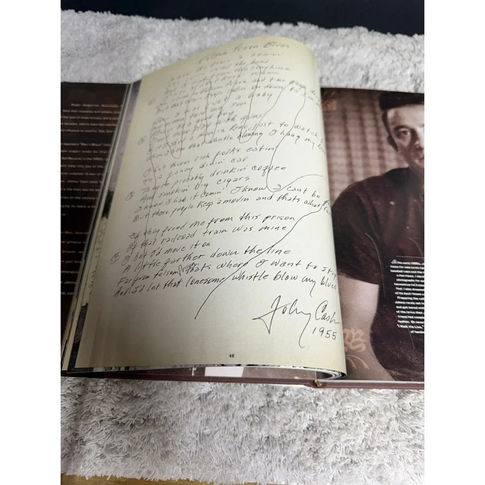 Cash An American‎ Man Johnny Cash Biography Bill Miller 1st Edition Hardcover 04